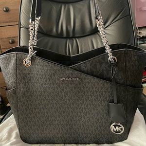 Michael Kors large Jet Set travel tote with chain detail